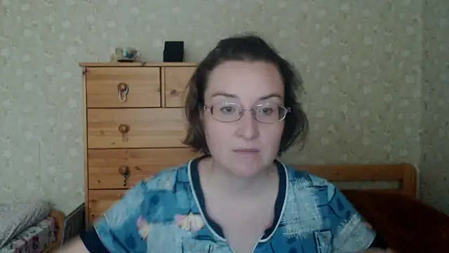 Snapshot of Smart_Rose chatting on 09-21-25, 10:09 Smart Rose online show from 09-21-25, 10:09