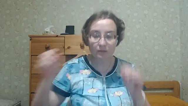 Snapshot of Smart_Rose chatting on 06-01-26, 06:29 Smart Rose online show from 06-01-26, 06:29