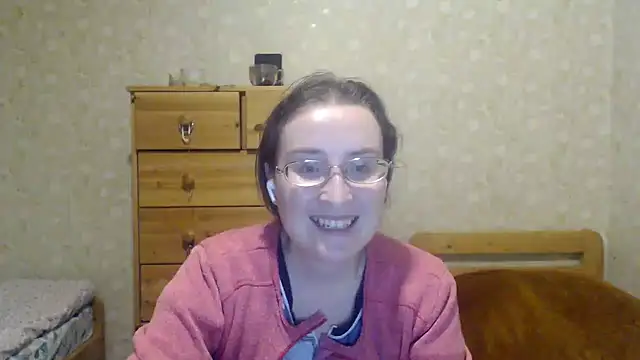 Snapshot of Smart_Rose chatting on 03-10-25, 08:23 Smart Rose online show from 03-10-25, 08:23
