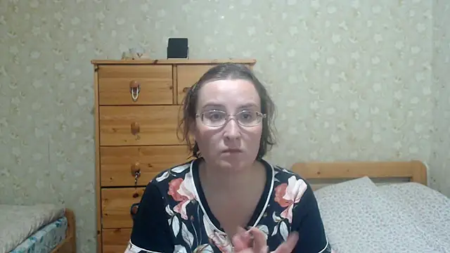 Snapshot of Smart_Rose chatting on 10-01-25, 02:54 Smart Rose online show from 10-01-25, 02:54