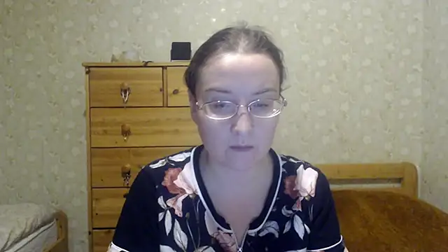 Snapshot of Smart_Rose chatting on 03-22-25, 04:37 Smart Rose online show from 03-22-25, 04:37