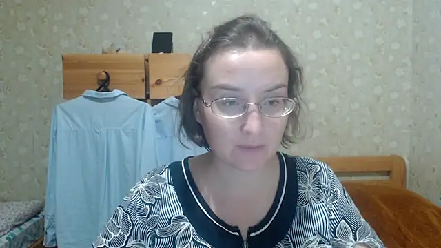 Snapshot of Smart_Rose chatting on 10-10-25, 07:58 Smart Rose online show from 10-10-25, 07:58