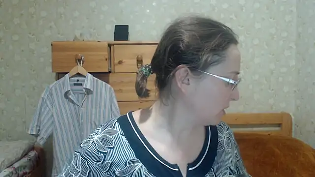 Smart Rose online show from 12-20-25, 03:37