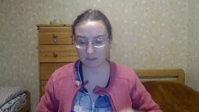 Snapshot of Smart_Rose chatting on 03-18-25, 05:12 Smart Rose online show from 03-18-25, 05:12