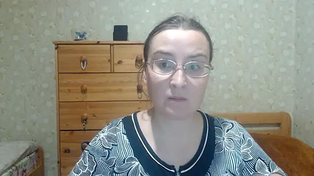 Smart Rose online show from 12-18-25, 05:17