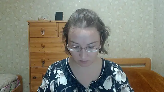 Snapshot of Smart_Rose chatting on 10-07-25, 05:25 Smart Rose online show from 10-07-25, 05:25