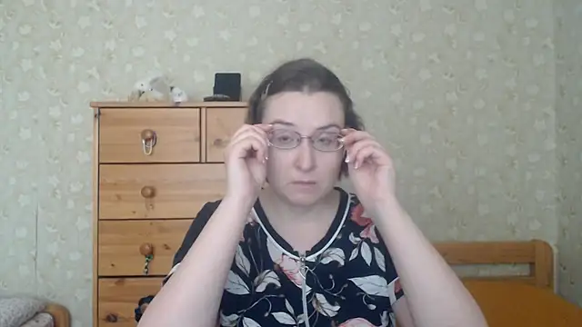 Smart Rose online show from 03-31-26, 01:57