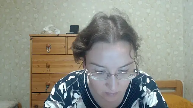 Smart Rose online show from 04-17-26, 04:43