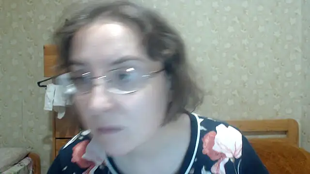 Smart Rose online show from 02-16-26, 01:04