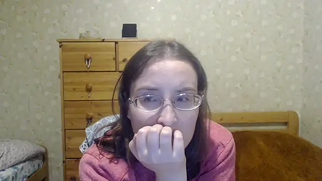 Snapshot of Smart_Rose chatting on 03-20-25, 12:30 Smart Rose online show from 03-20-25, 12:30