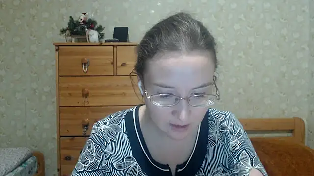 Smart Rose online show from 02-07-26, 06:16