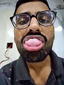 krishna8035 online show from 02-23-25, 04:39