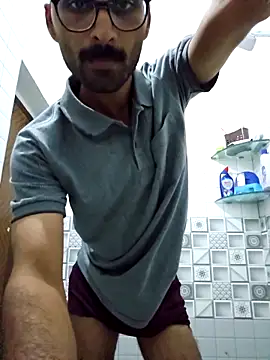 krishna8035 online show from 09-18-25, 02:20