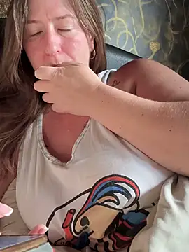 Natali UA online show from 10-26-25, 06:36