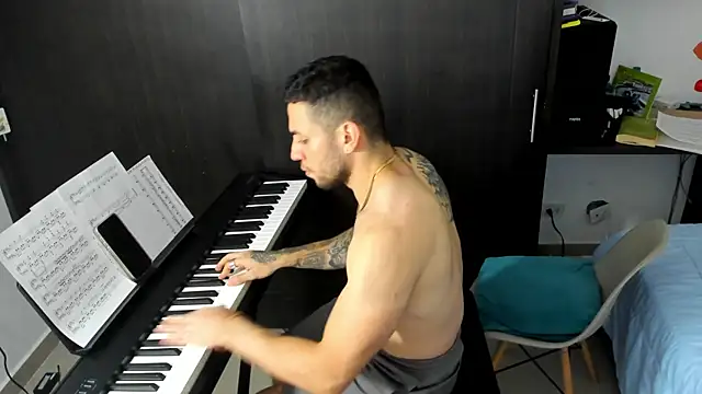 logan smith online show from 12-22-25, 02:01