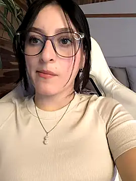 IsabelaGomez online show from 01-29-25, 08:25