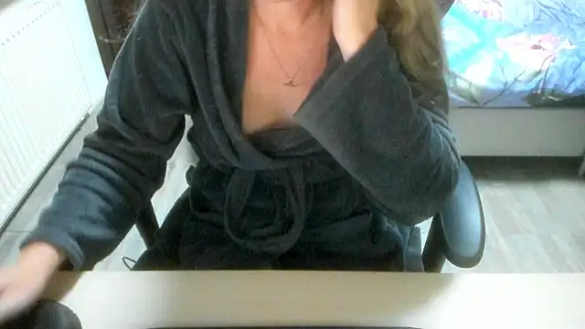 minoesje37 online show from 11-29-25, 09:26