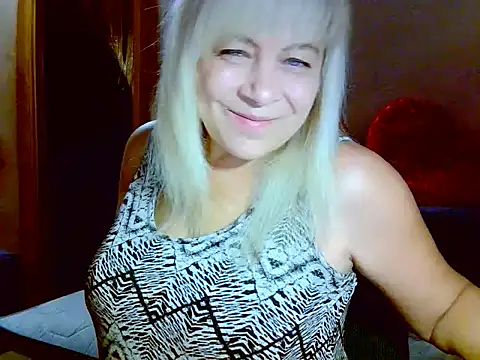 Snapshot of AgoniA7 chatting on 10-08-25, 03:41 AgoniA7 online show from 10-08-25, 03:41