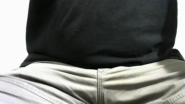 Snapshot of 1chatter3 chatting on 09-18-25, 05:49 1chatter3 online show from 09-18-25, 05:49