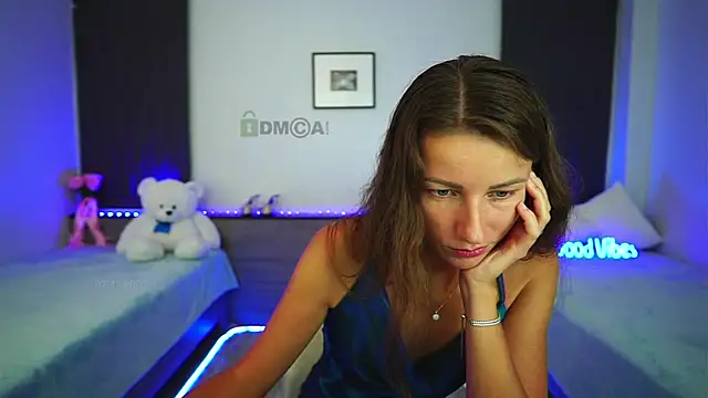  Anna Shine  online show from 11-08-25, 09:24