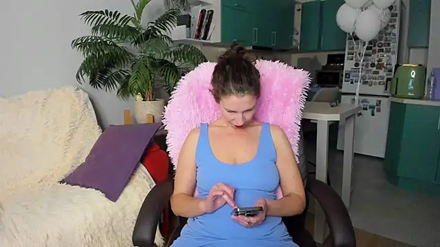 ChristinaGlory online show from 03-11-26, 05:40