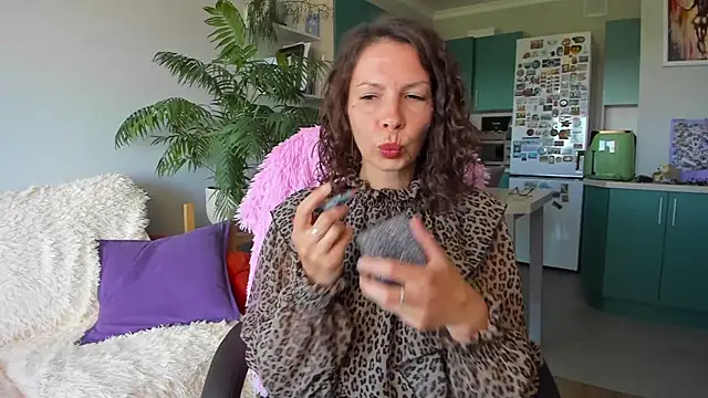 Snapshot of ChristinaGlory chatting on 06-14-26, 09:54 ChristinaGlory online show from 06-14-26, 09:54