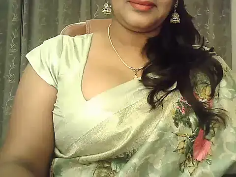 Snapshot of Spandana_Sweety chatting on 07-02-26, 06:08 Spandana Sweety online show from 07-02-26, 06:08