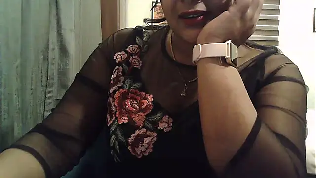 Snapshot of Spandana_Sweety chatting on 05-20-26, 07:16 Spandana Sweety online show from 05-20-26, 07:16