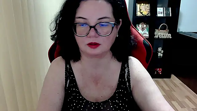 MissTroublle online show from 05-26-26, 10:02