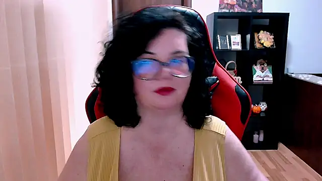 MissTroublle online show from 06-05-26, 06:18