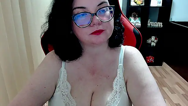 MissTroublle online show from 05-22-26, 06:00