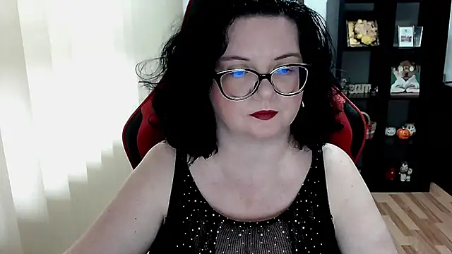 MissTroublle online show from 02-28-26, 01:11