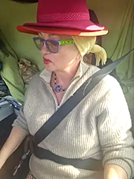 MucMilf59 online show from 03-22-26, 09:33