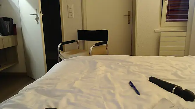 MucMilf59 online show from 03-13-26, 11:48