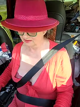 MucMilf59 online show from 04-07-26, 07:32