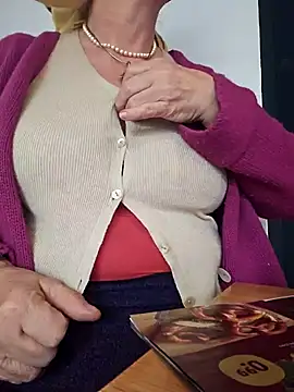 MucMilf59 online show from 12-01-25, 11:00