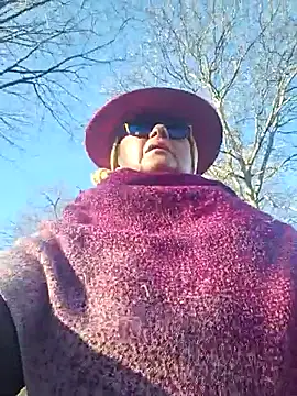 MucMilf59 online show from 11-28-25, 09:53