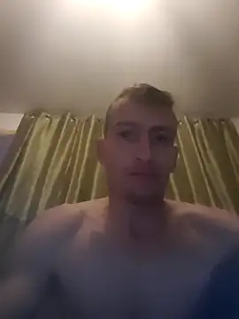 Snapshot of SexyMan2020ka chatting on 10-19-25, 07:27 SexyMan2020ka online show from 10-19-25, 07:27