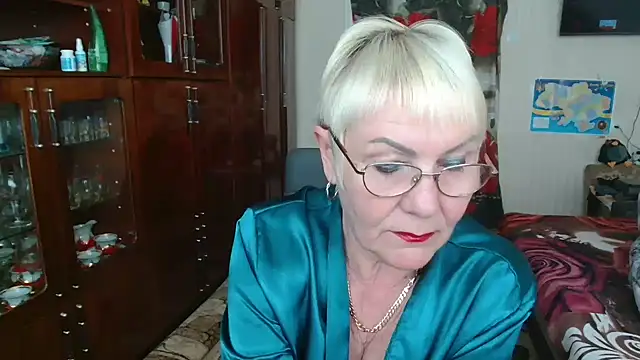 JenaCheim online show from 04-14-26, 06:07