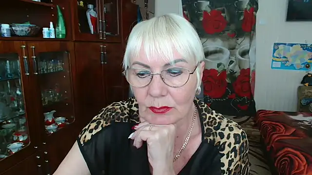 JenaCheim online show from 05-15-26, 06:44