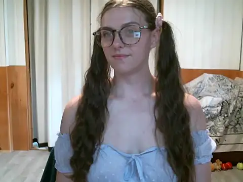 katie kitten38 online show from 06-18-26, 04:56