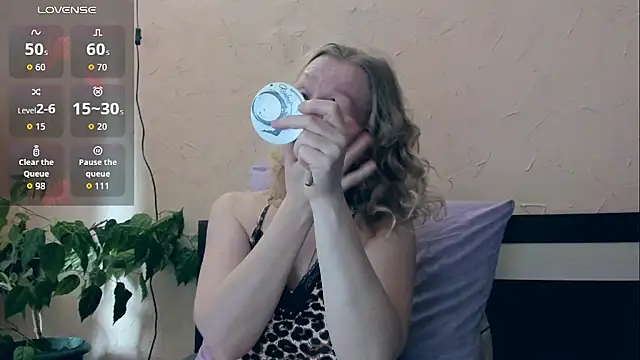 I AM MILF online show from 03-03-26, 08:10