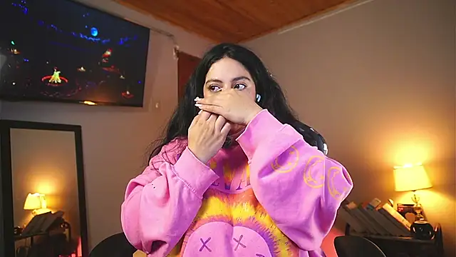 coraline latin online show from 03-21-26, 11:03