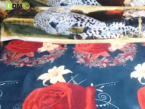 Queen Sarah online show from 06-29-26, 06:20