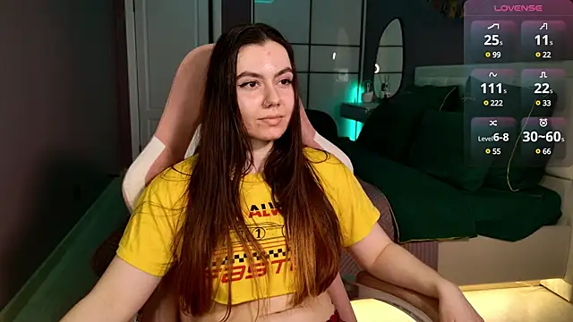 Foxohlove online show from 03-14-25, 03:58