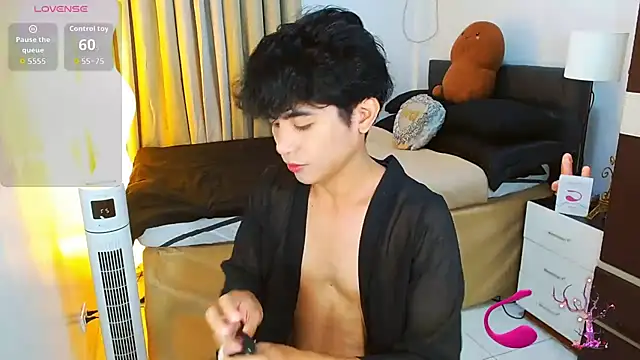 WildestTwink online show from 03-06-26, 03:51