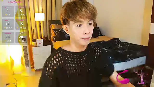 Snapshot of WildestTwink chatting on 06-26-26, 02:12 WildestTwink online show from 06-26-26, 02:12