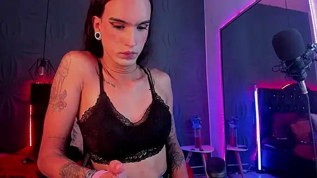 Snapshot of joaisaza chatting on 01-19-25, 10:28 joaisaza online show from 01-19-25, 10:28