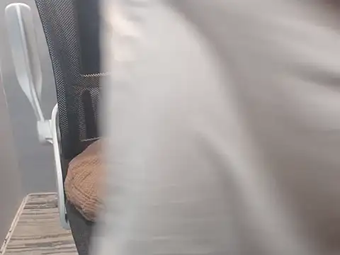 12inchcuteashley online show from 12-17-25, 03:00