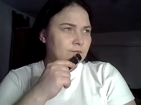 Snapshot of TammyAh chatting on 02-05-25, 12:53 TammyAh online show from 02-05-25, 12:53
